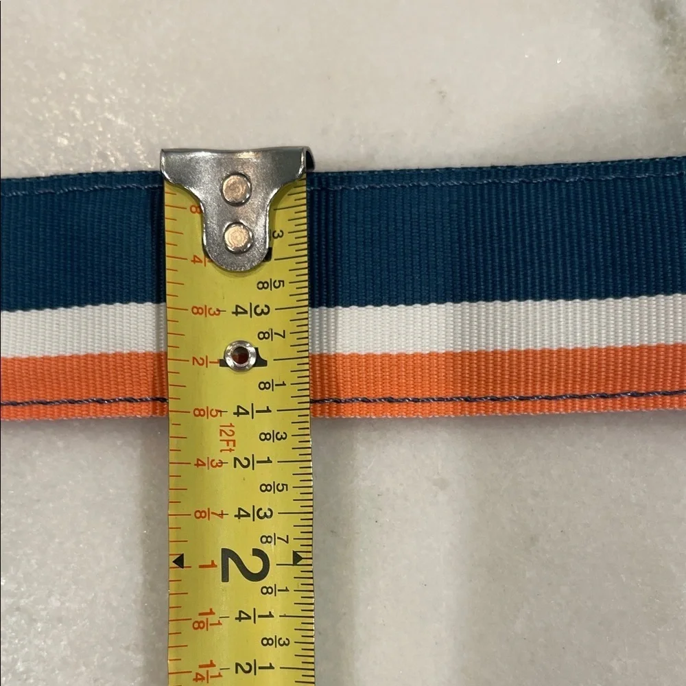Vineyard Vines Kids M Blue and Orange belt 33.5